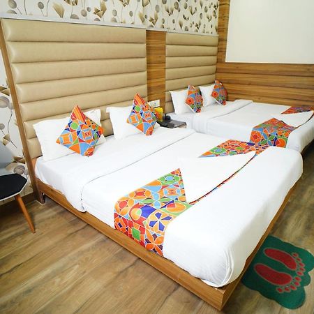 ניו דלהי Hotel Delhi Darshan Deluxe-By Rsl Hospitality מראה חיצוני תמונה
